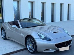 Gold Gebraucht 2010 Ferrari California Cabrio | 62.000 €