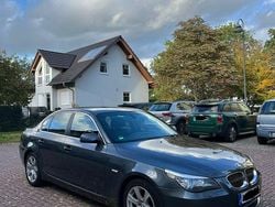 Grau Gebraucht 2008 BMW 523 Limousine | 5.000 € (Etwas zu teuer)