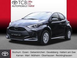 Mysticschwarz mica Gebraucht 2023 Toyota Yaris Hybrid Business Edition Limousine | 18.189 € (Fairer Preis)