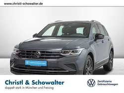 Delfingrau metallic Gebraucht 2024 VW Tiguan Move SUV | 35.946 € (Fairer Preis)