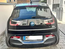 Grau Gebraucht 2020 BMW i3 Kleinwagen | 22.500 € (Fairer Preis)