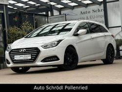 Weiß Gebraucht 2018 Hyundai i40 Premium Kombi | 7.280 €