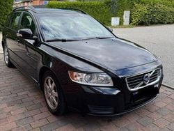Schwarz Gebraucht 2011 Volvo V50 Kombi | 3.250 €
