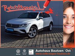 Weiß (oryxweiß perlmutteffekt) Gebraucht 2021 VW Tiguan Elegance SUV | 37.640 €