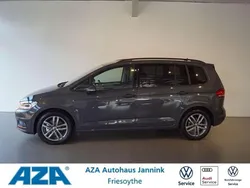 Delfingrau metallic Gebraucht 2025 VW Touran Comfortline Van / Kleinbus | 32.950 € (Guter Preis)