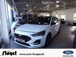 Weiss Gebraucht 2024 Ford Focus ST-Line X Kombi | 26.290 € (Etwas zu teuer)
