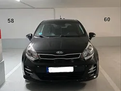 Schwarz Gebraucht 2016 Kia Rio Kleinwagen | 5.600 € (Guter Preis)