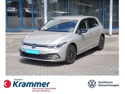 Silber Gebraucht 2023 VW Golf VIII Move Limousine | 25.140 € (Fairer Preis)