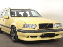 Gelb Gebraucht 1995 Volvo 850 Limousine | 29.900 €