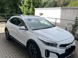 Weiß Gebraucht 2023 Kia XCeed Vision SUV | 20.500 € (Fairer Preis)