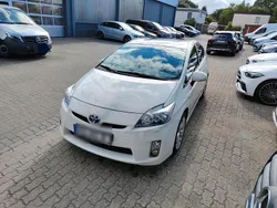 Weiß Gebraucht 2010 Toyota Prius Kleinwagen | 13.000 €