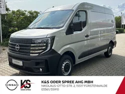 Grau Neu 2025 Nissan Interstar Van | 41.990 € (Teuer)