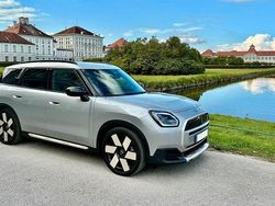 Silber Gebraucht 2024 Mini Cooper S Countryman Favoured SUV | 38.200 € (Fairer Preis)
