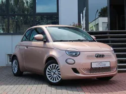 Rose gold Gebraucht 2023 Fiat 500e Kleinwagen | 18.900 € (Superpreis)