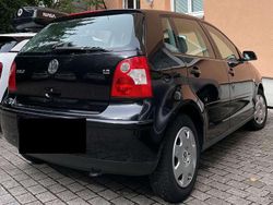 Schwarz Gebraucht 2003 VW Polo Classicline Limousine | 2.220 € (Teuer)