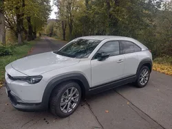 Weiß Gebraucht 2020 Mazda MX30 Comfort SUV | 14.300 € (Fairer Preis)