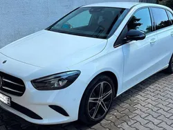 Weiß Gebraucht 2022 Mercedes B250e Progressive Van / Kleinbus | 27.900 € (Fairer Preis)