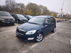 Blau Gebraucht 2014 Skoda Roomster Van / Kleinbus | 6.750 € (Fairer Preis)