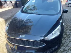 Schwarz Gebraucht 2015 Ford Grand C-Max Ambiente Van / Kleinbus | 13.149 €
