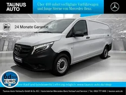 Weiß Gebraucht 2020 Mercedes Vito Van / Kleinbus | 32.106 € (Fairer Preis)