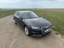 Grau Gebraucht 2016 Audi A4 Sport Limousine | 16.500 € (Fairer Preis)