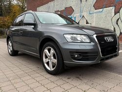 Grau Gebraucht 2010 Audi Q5 SUV | 8.800 € (Fairer Preis)