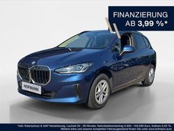 Phytonicblau metallic Gebraucht 2024 BMW 220 Active Tourer Luxury Line Van / Kleinbus | 31.946 € (Fairer Preis)