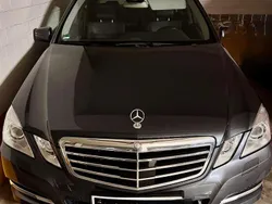 Grau Gebraucht 2011 Mercedes E350 Limousine | 10.900 € (Fairer Preis)