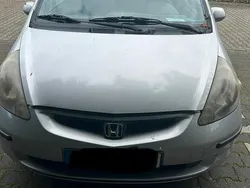 Silber Gebraucht 2003 Honda Jazz Kleinwagen | 1.800 €