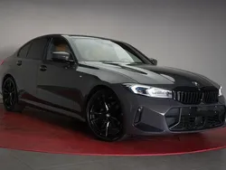 Grau Gebraucht 2023 BMW 320 M Sport Limousine | 39.990 € (Fairer Preis)