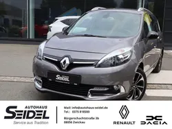 Grau Gebraucht 2016 Renault Grand Scénic IV Bose Edition Van / Kleinbus | 12.487 € (Fairer Preis)