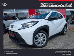 Schneeweiß Neu 2025 Toyota Aygo Business Edition Kleinwagen | 18.230 €