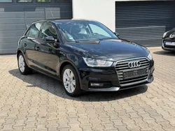 Schwarz Gebraucht 2015 Audi A1 Sportback Basis Kleinwagen | 7.300 € (Fairer Preis)