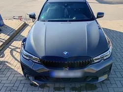 Grau Gebraucht 2021 BMW 318 Kombi | 23.000 € (Guter Preis)
