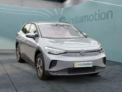 Grau Gebraucht 2022 VW ID.4 Pure SUV | 26.390 € (Fairer Preis)
