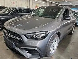 Grau Gebraucht 2023 Mercedes GLA220 AMG line SUV | 45.799 € (Fairer Preis)