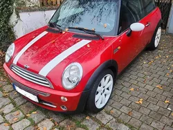 Rot Gebraucht 2004 Mini Cooper Kleinwagen | 2.000 €