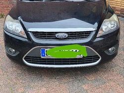 Schwarz Gebraucht 2009 Ford Focus Limousine | 1.700 €