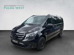 Schwarz Gebraucht 2023 Mercedes Vito Van / Kleinbus | 54.940 €