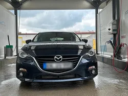Blau Gebraucht 2014 Mazda 3 Kleinwagen | 6.000 € (Teuer)