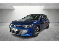 Blau (reef blue metallic) Neu 2025 VW Passat IQ Drive Kombi | 59.060 €