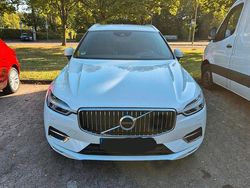 Weiß Gebraucht 2017 Volvo XC60 Inscription SUV | 26.900 €
