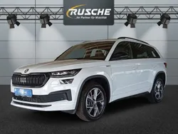 Weiss Gebraucht 2023 Skoda Kodiaq SportLine SUV | 39.497 € (Etwas zu teuer)