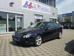 Schwarz Gebraucht 2004 Mercedes C200 Coupé | 6.900 € (Teuer)