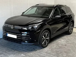Schwarz Gebraucht 2024 VW Tiguan Elegance SUV | 45.389 €