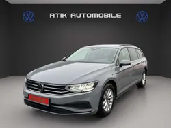 Grau Gebraucht 2021 VW Passat R Kombi | 17.880 € (Fairer Preis)