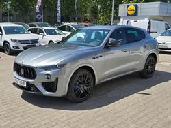 Grau Gebraucht 2022 Maserati Levante GT SUV | 57.680 € (Superpreis)