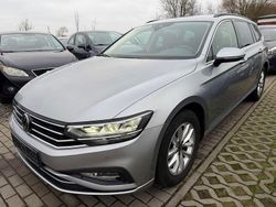 Silber Gebraucht 2022 VW Passat Kombi | 15.900 € (Fairer Preis)