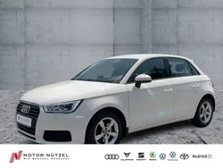 Weiß Gebraucht 2018 Audi A1 Sportback Sport Kleinwagen | 17.430 € (Fairer Preis)
