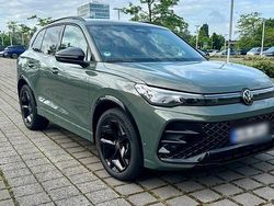 Grün Gebraucht 2024 VW Tiguan R-line SUV | 42.200 € (Superpreis)